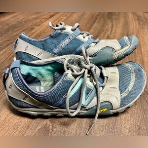 New Balance Vibram Barefoot Gray and Blue Sneakers
